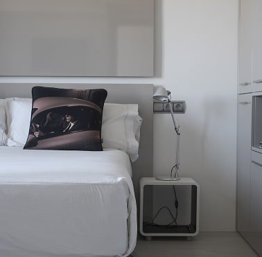 Aston Martin Suite Habitación con decoración automovilística