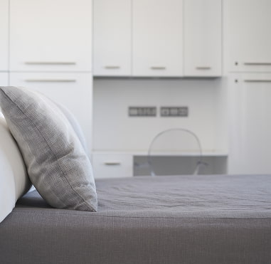 White Suite Habitación luminosa con cama doble